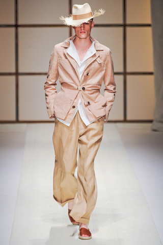 Salvatore Ferragamo / - 2012
